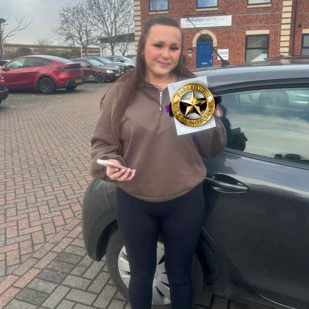 Driving Lessons Ellesmere Port—Passed with Us: driving instructors, package deals, lessons for beginners, and fully trained tutors. Book now.